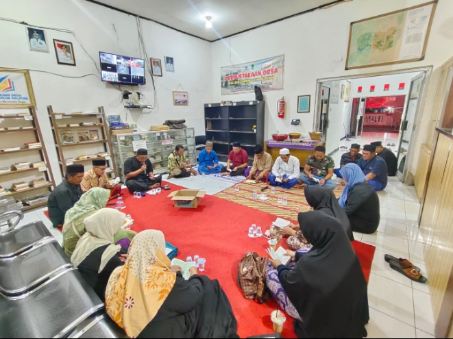 Kepala Desa Rengasdengklok Selatan Gelar Pengajian Rutin Setiap Malam Jumat di Kantor desa