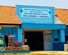 Kepsek SMAN 1 Cibuaya Sulit Ditemui, Transparansi Kinerja Dipertanyakan