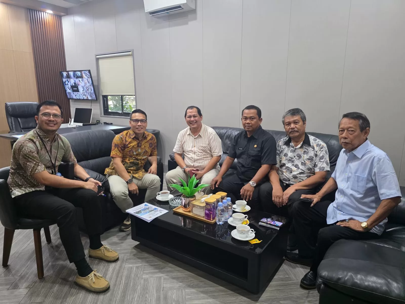 SMAN 5 Karawang Kerja Sama dengan Bank BJB, Dukung Program Sekolah Maung