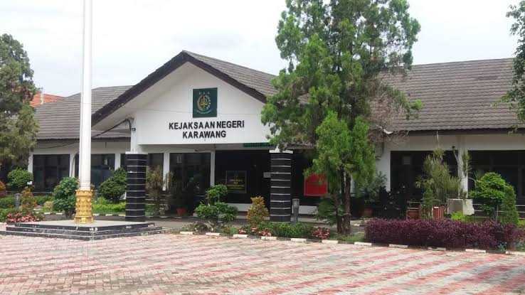 Diniliai LBh Gemuk Baki Tantang Kejaksaan Karawang Audit Dana Desa Sindangkarya