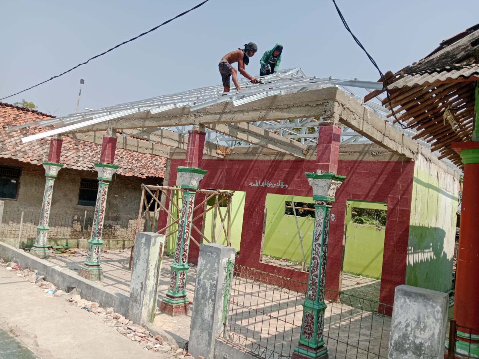 Proyek Rehab Majlis Ta’lim At Toyibah Pedes Senilai Rp196 Juta Disorotan Tajam