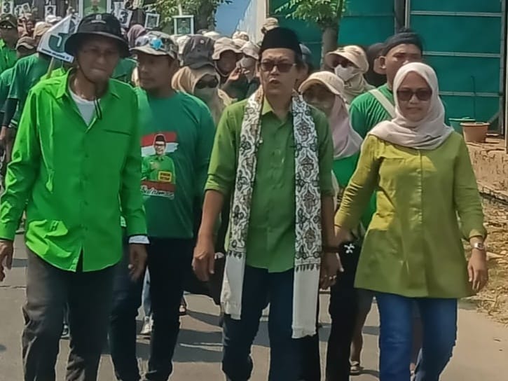 Harum Dengan Masyarakat Calon Pertahanan Kepala Desa Karang Haur Juhendi Sulaeman Nomor 3 Dikawal Ribuan Simpatisan