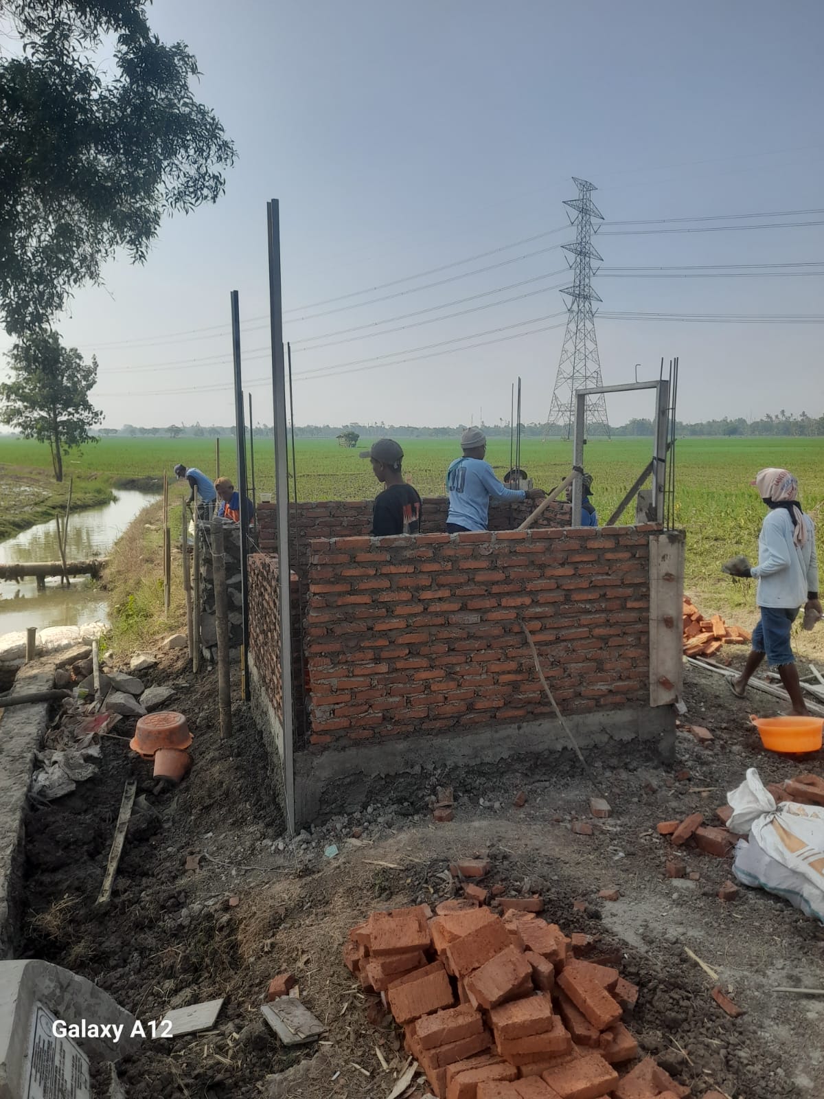 Proyek Konstruksi Irigasi Perpompaan Dikerjakan Secara Swakelola oleh Poktan